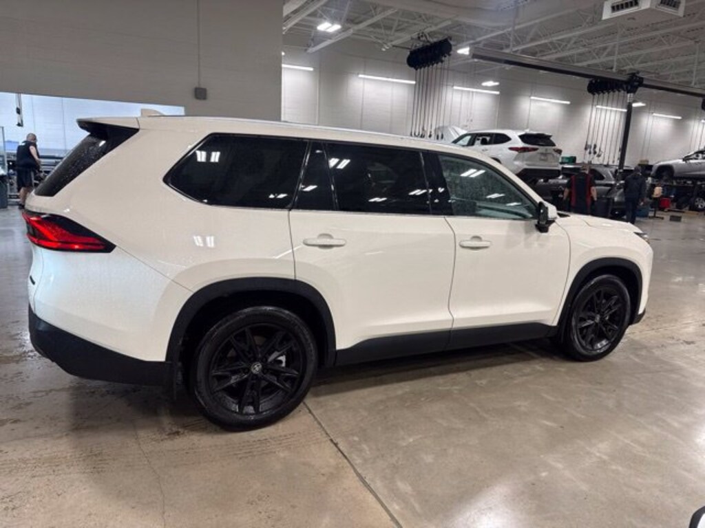 Used 2024 Toyota Grand Highlander Limited SUV