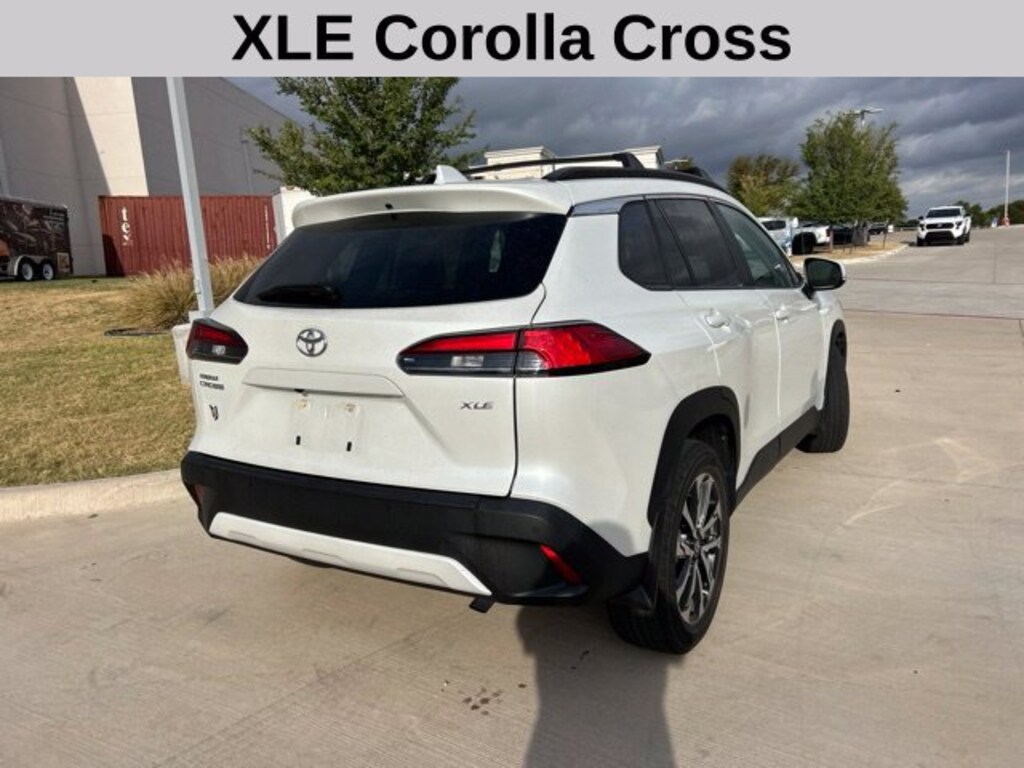 Used 2023 Toyota Corolla Cross XLE SUV