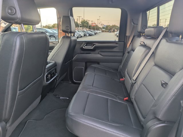 2025 GMC Sierra 2500HD SLT - Photo 24