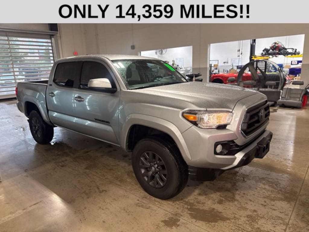 Used 2022 Toyota Tacoma SR5 Truck Double Cab
