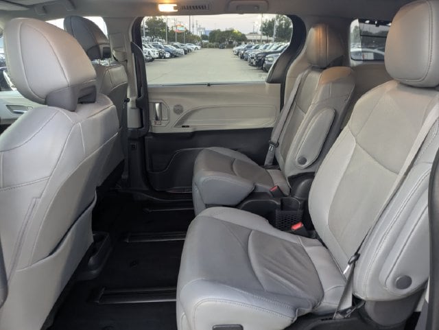 2024 Toyota Sienna Limited - Photo 26