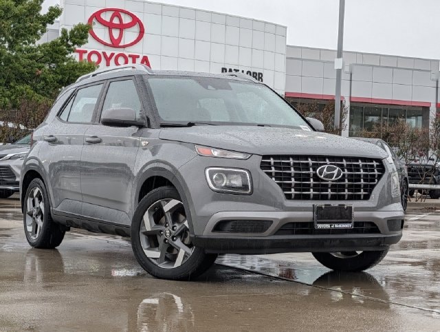 Used 2021 Hyundai Venue SEL with VIN KMHRC8A3XMU073909 for sale in McKinney, TX