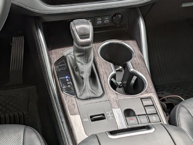2024 Toyota Highlander Platinum - Photo 14