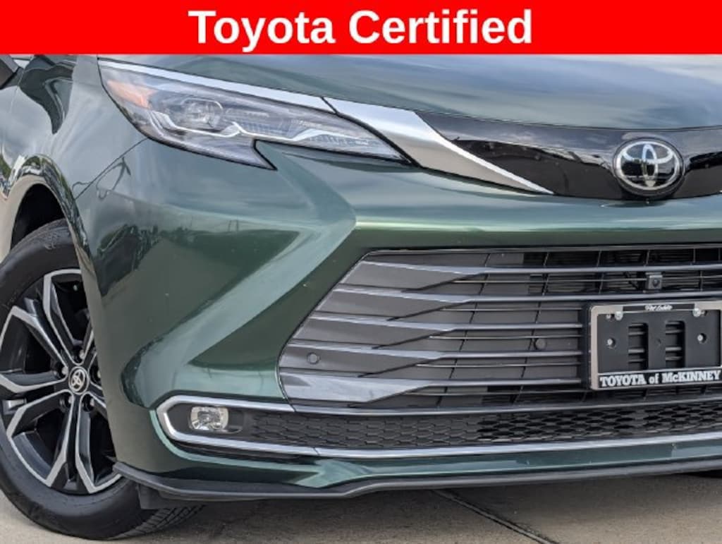 Certified 2026 Toyota Sienna Platinum Van Passenger Van