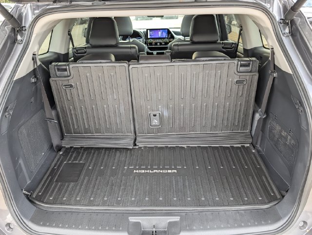 2024 Toyota Highlander Platinum - Photo 30