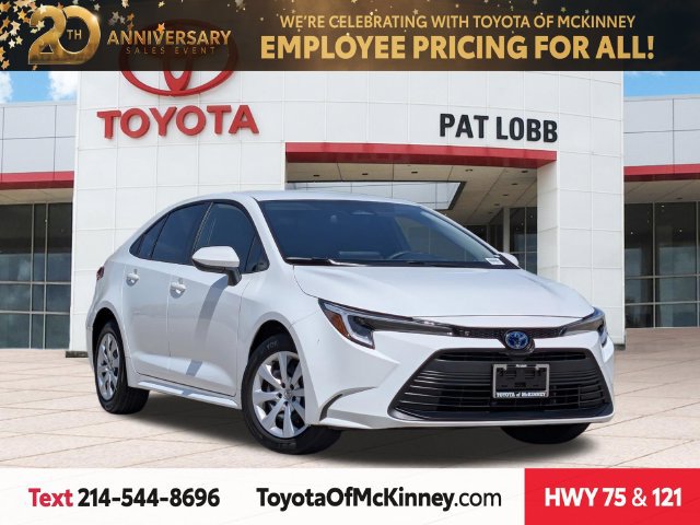 2023 Toyota Corolla LE Car