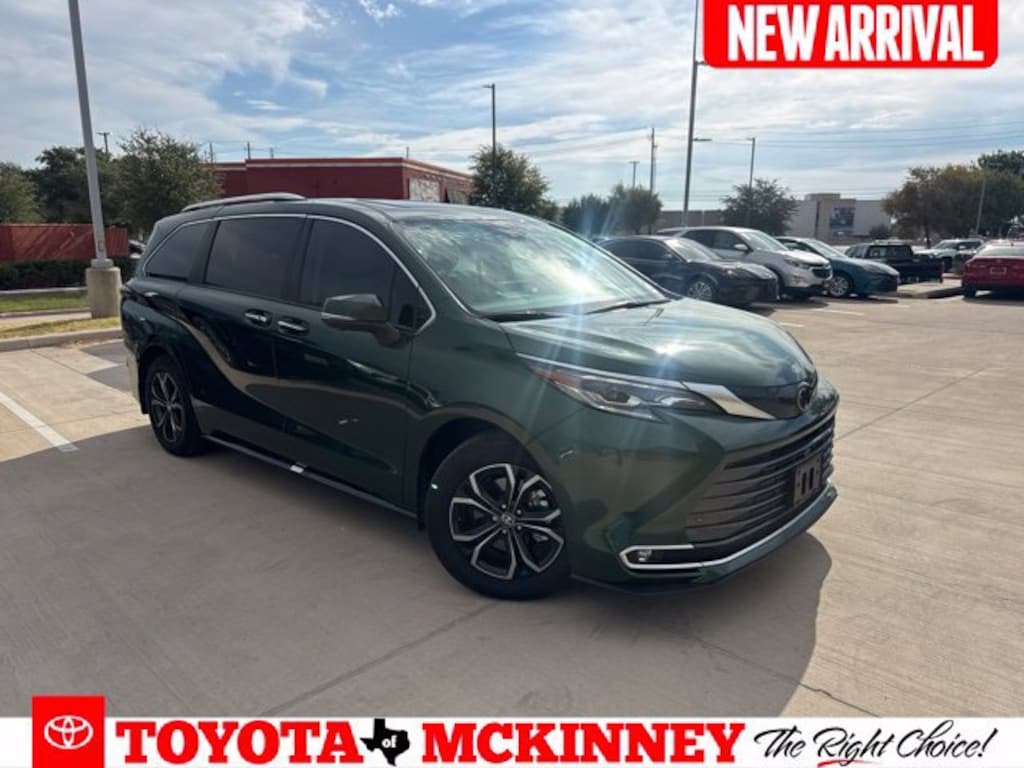 Used 2026 Toyota Sienna Platinum Van Passenger Van