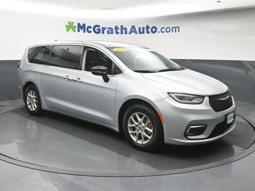 Certified 2024 Chrysler Pacifica Touring L Minivan/Van