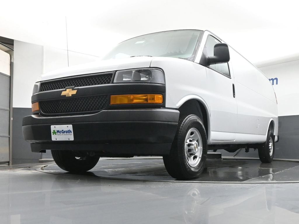 2026 Chevrolet Express Cargo Work Van - Photo 7