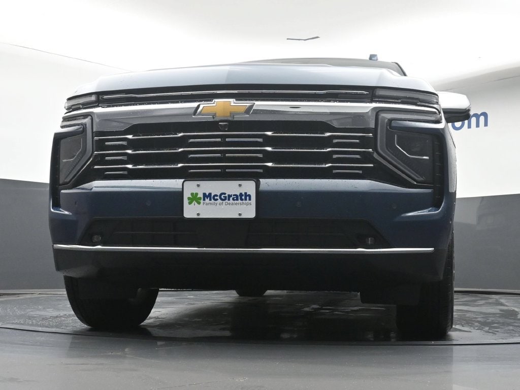 2026 Chevrolet Suburban Premier - Photo 7
