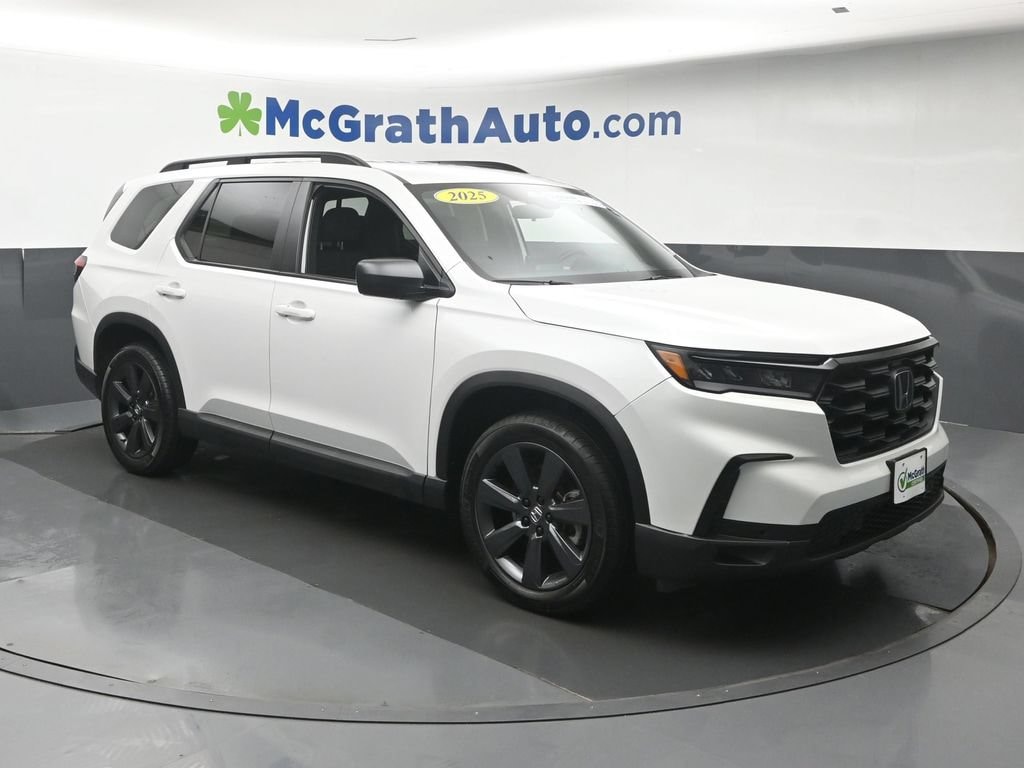 Used 2025 Honda Pilot Sport SUV