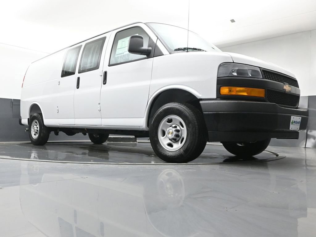 2026 Chevrolet Express Cargo Work Van - Photo 23