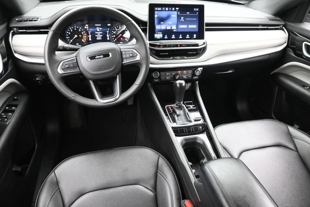 2025 Jeep Compass Limited - Photo 15