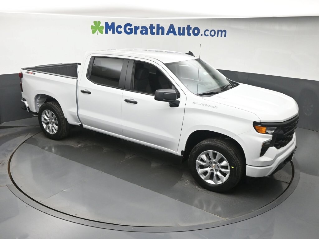 New 2026 Chevrolet Silverado 1500 Custom Truck