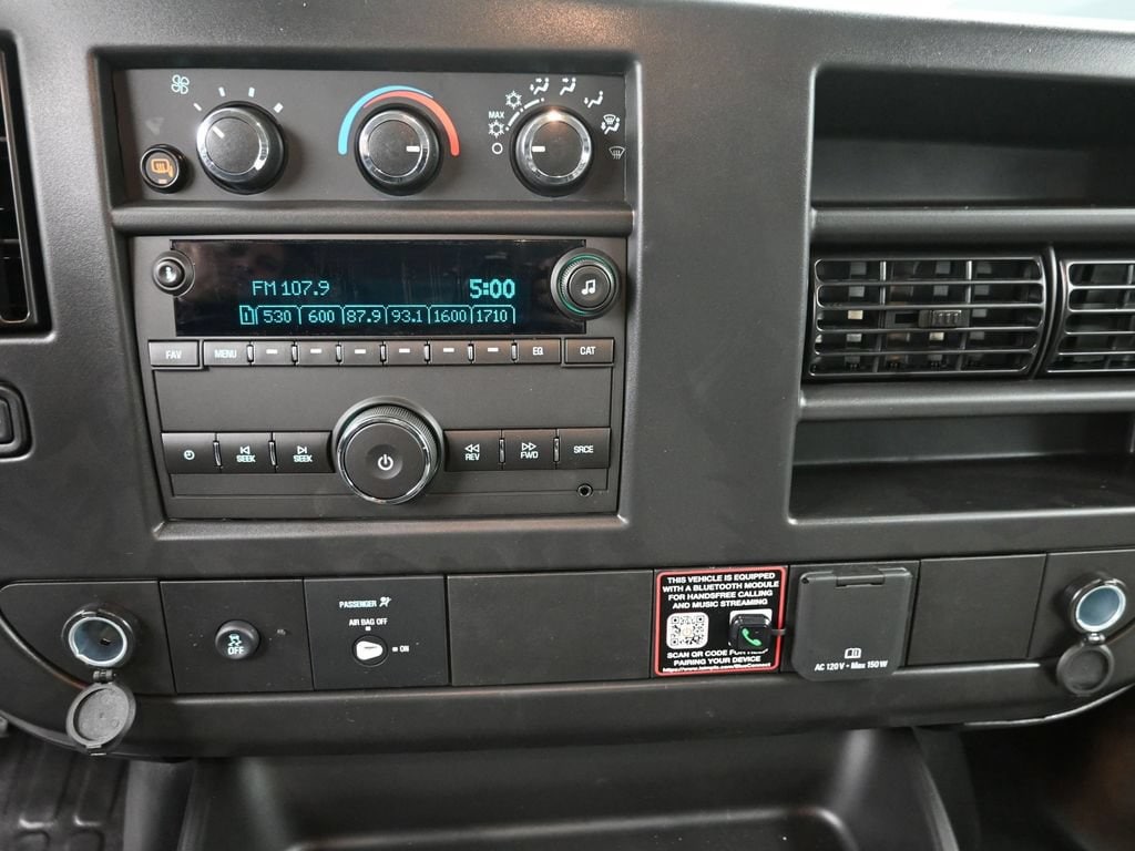 2026 Chevrolet Express Cargo Work Van - Photo 16
