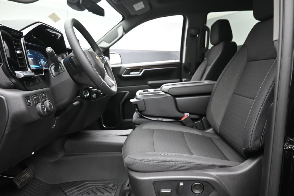 2026 Chevrolet Silverado 1500 LT - Photo 16