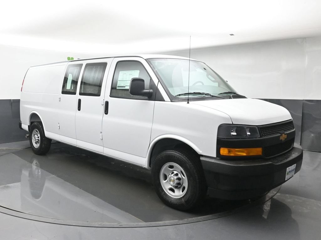 2026 Chevrolet Express Cargo Work Van - Photo 2
