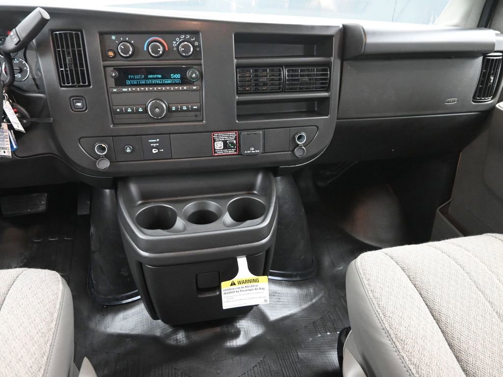 2026 Chevrolet Express Cargo Work Van - Photo 12
