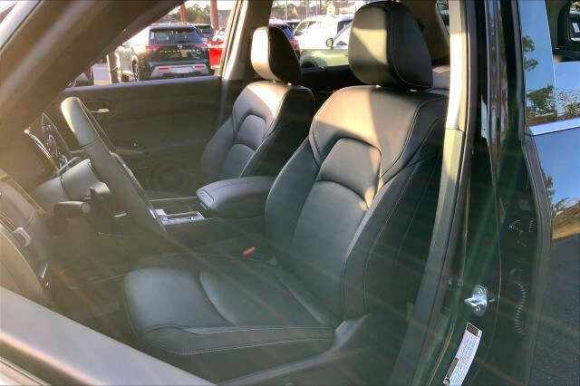 2023 Nissan Pathfinder SL - Photo 8