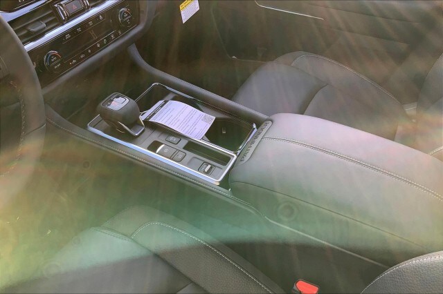 2023 Nissan Pathfinder SL - Photo 6