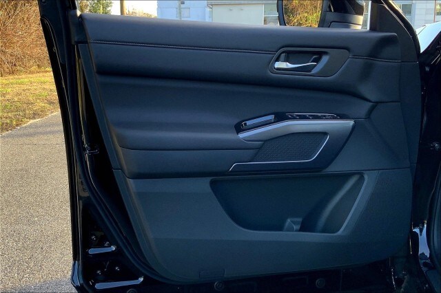 2023 Nissan Pathfinder SL - Photo 9