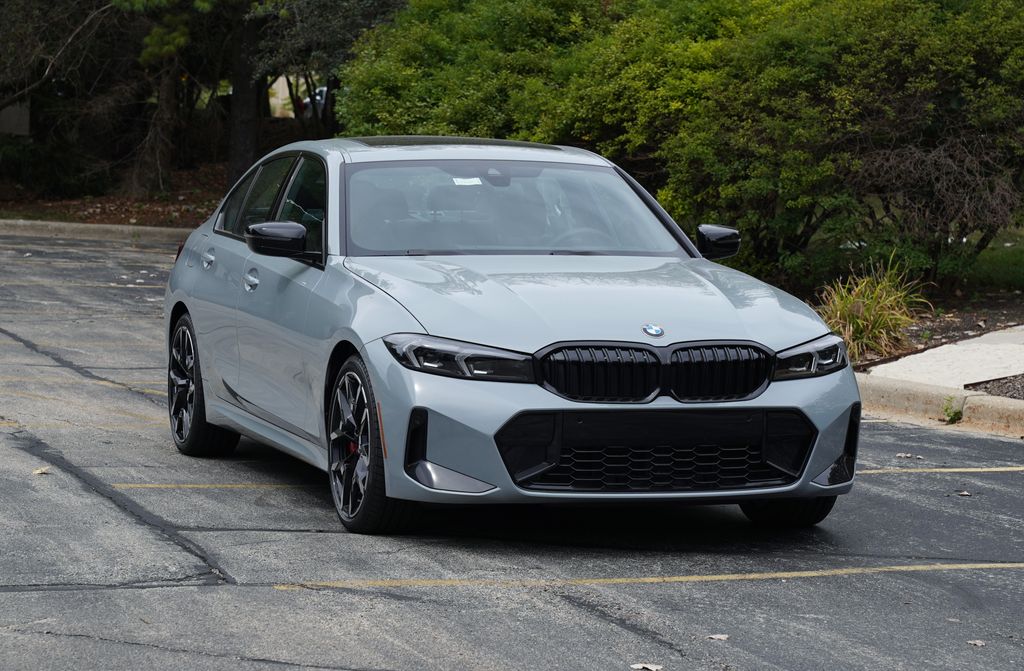 2026 BMW 3 Series 330i