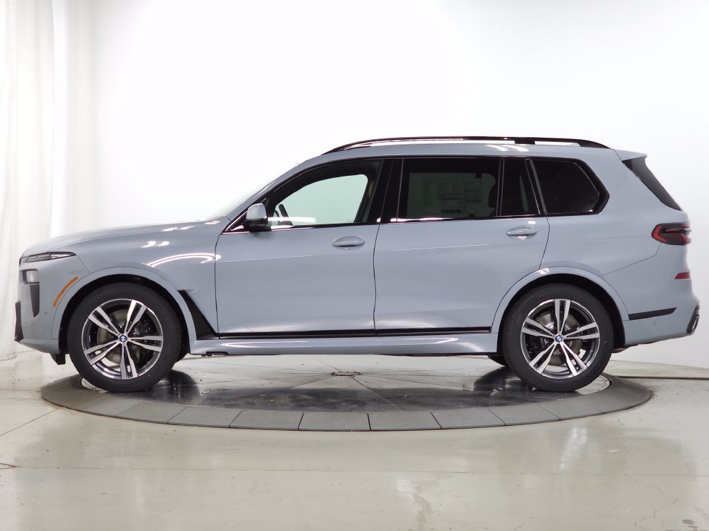 New 2027 BMW X7 xDrive40i SUV