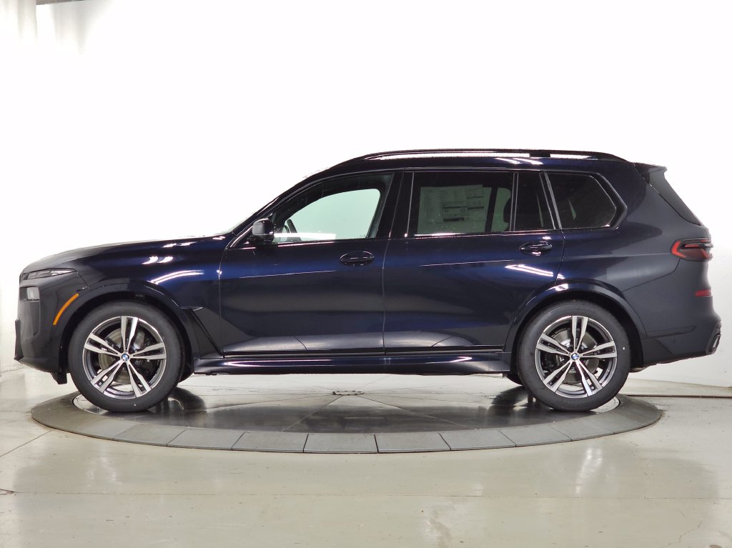 New 2027 BMW X7 xDrive40i M Sport Pro SUV