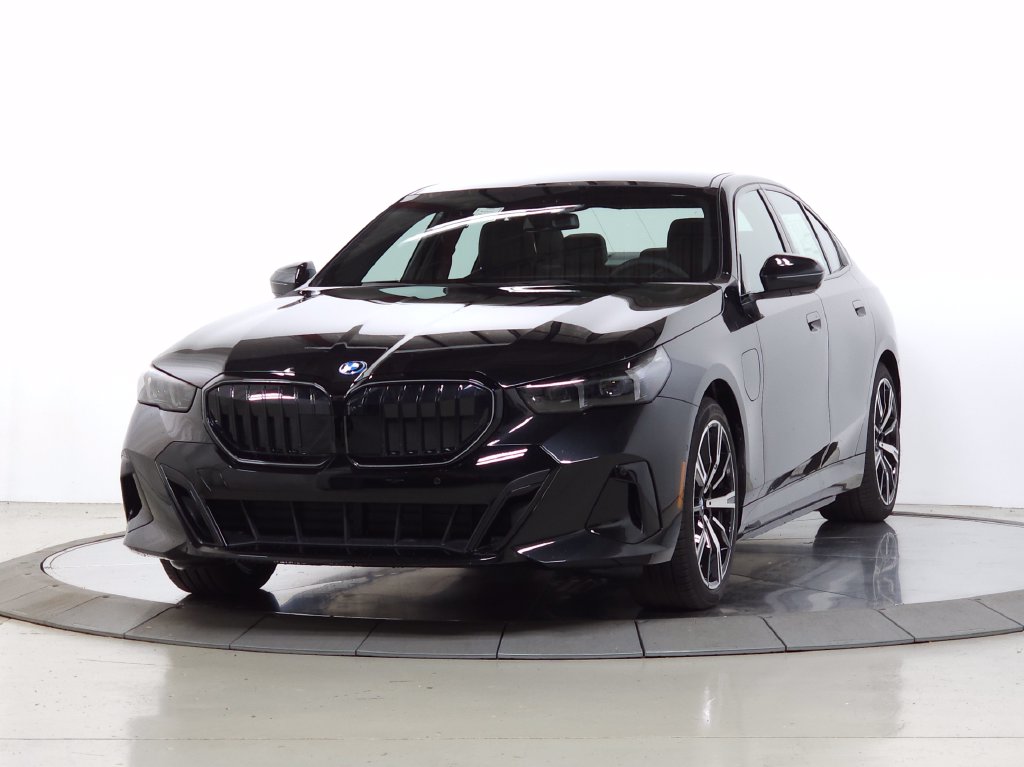 New 2027 BMW 5 Series 550e xDrive Sedan