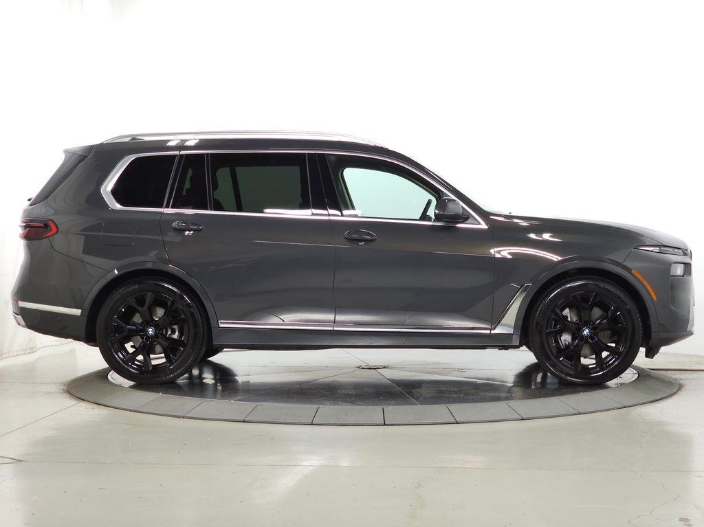 2026 BMW X7 40i - Photo 12