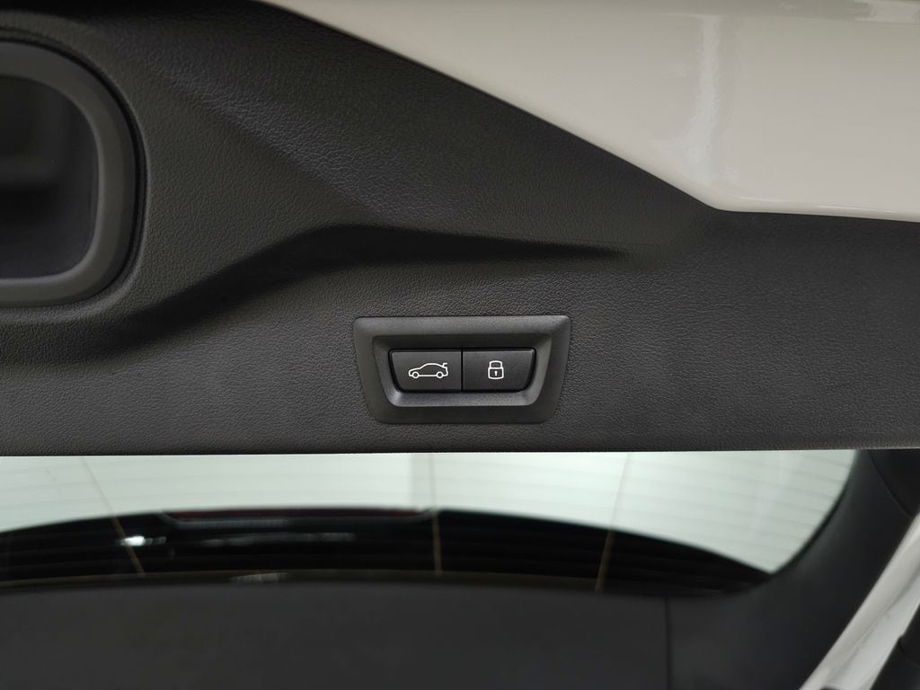 2026 BMW X5 40i - Photo 9