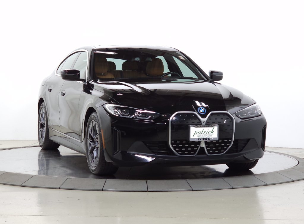  BMW i4