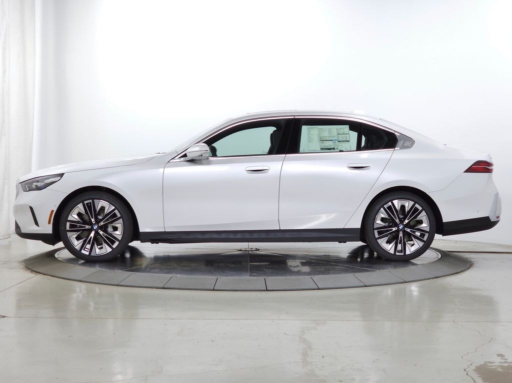 New 2027 BMW 5 Series 530i xDrive Sedan