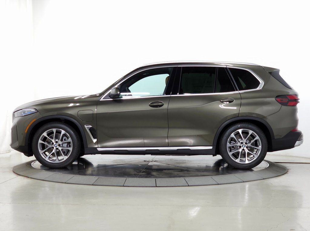 New 2026 BMW X5 xDrive50e SUV