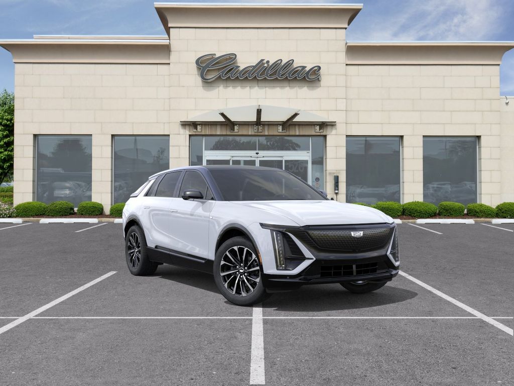  Cadillac Lyriq