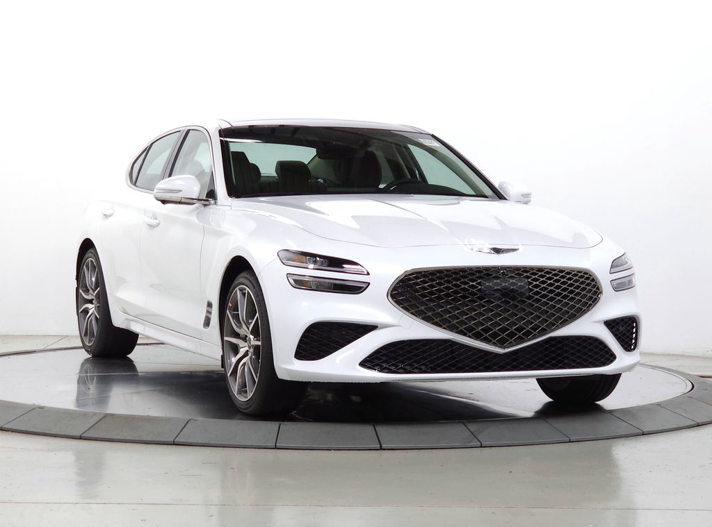  Genesis G70