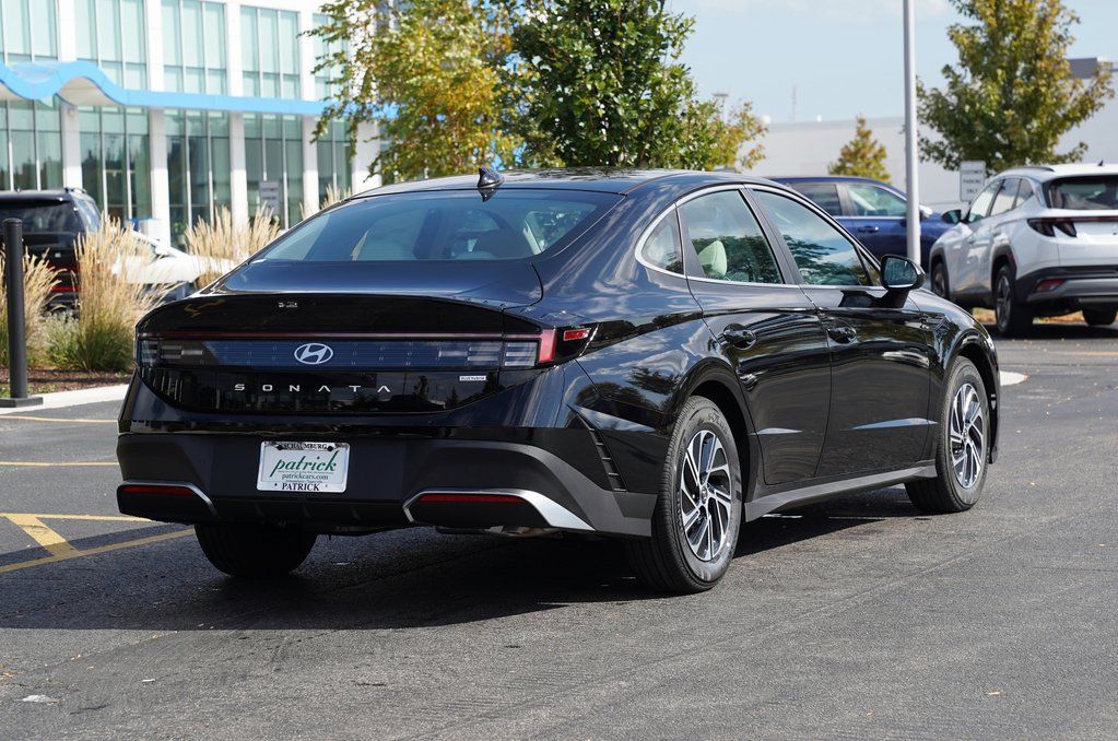 New 2026 Hyundai Sonata Hybrid Blue Sedan