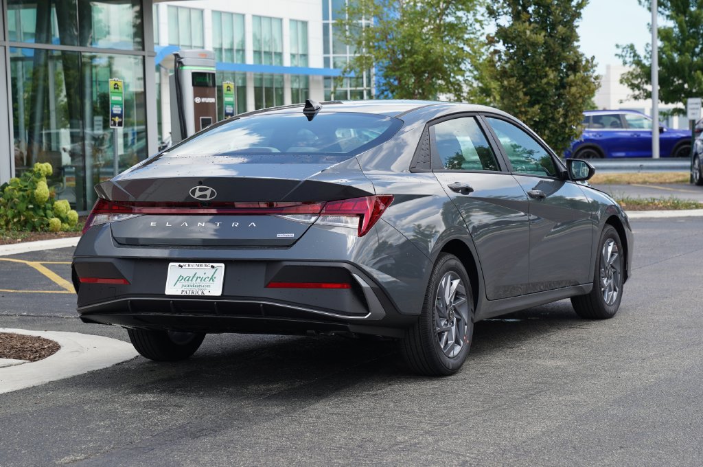 New 2026 Hyundai Elantra Hybrid Blue Sedan