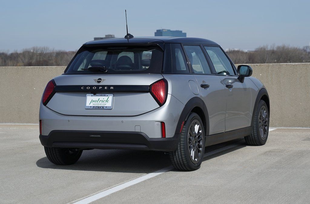 New 2026 MINI Cooper 4 Door Signature Plus Hatchback