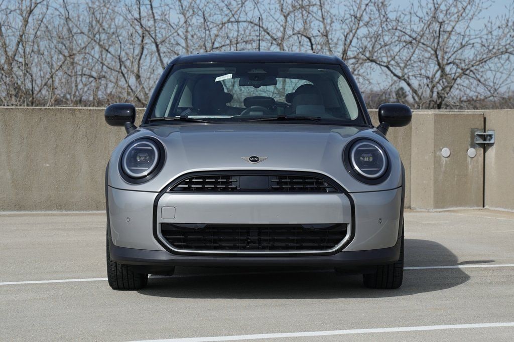 New 2026 MINI Cooper 4 Door Signature Plus Hatchback