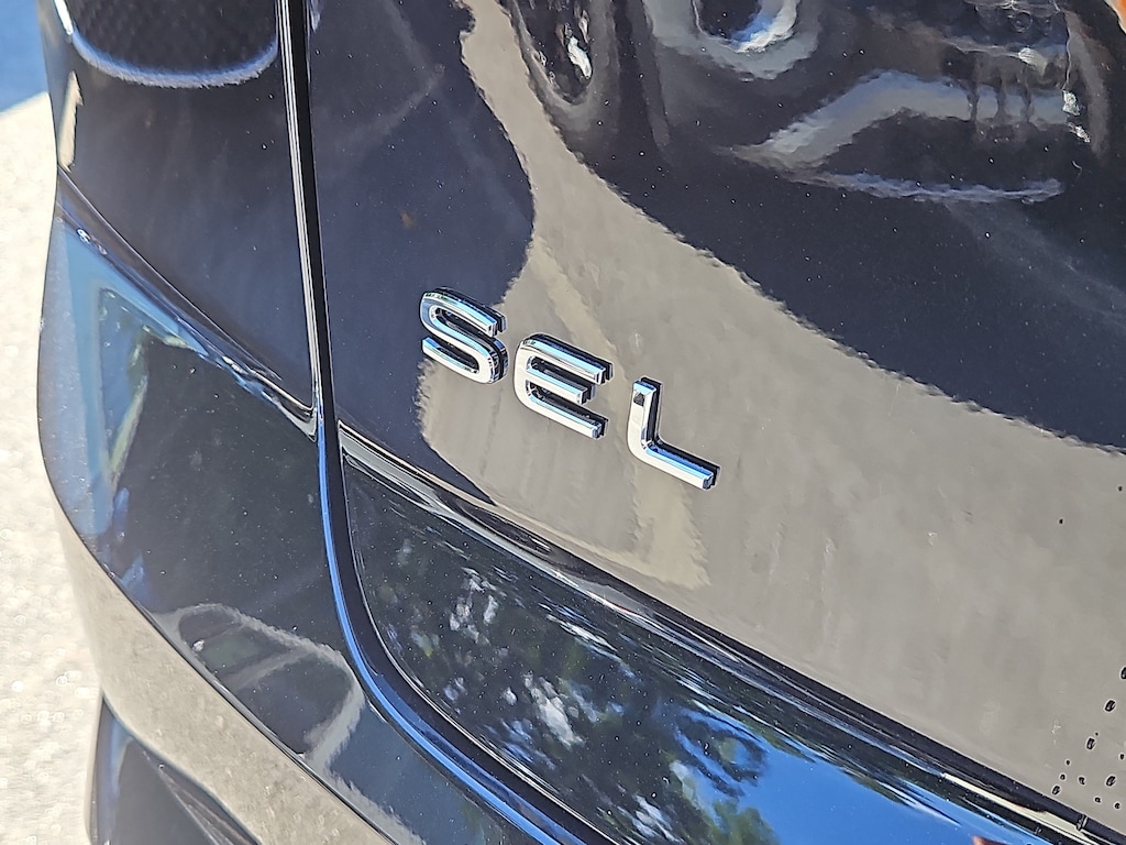 New 2026 Volkswagen Atlas Cross Sport SEL Premium R-Line SUV