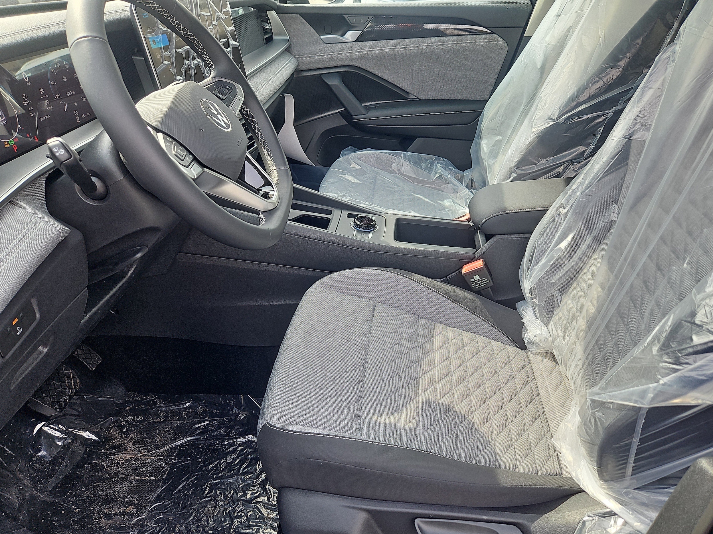 2026 Volkswagen Tiguan S - Photo 14