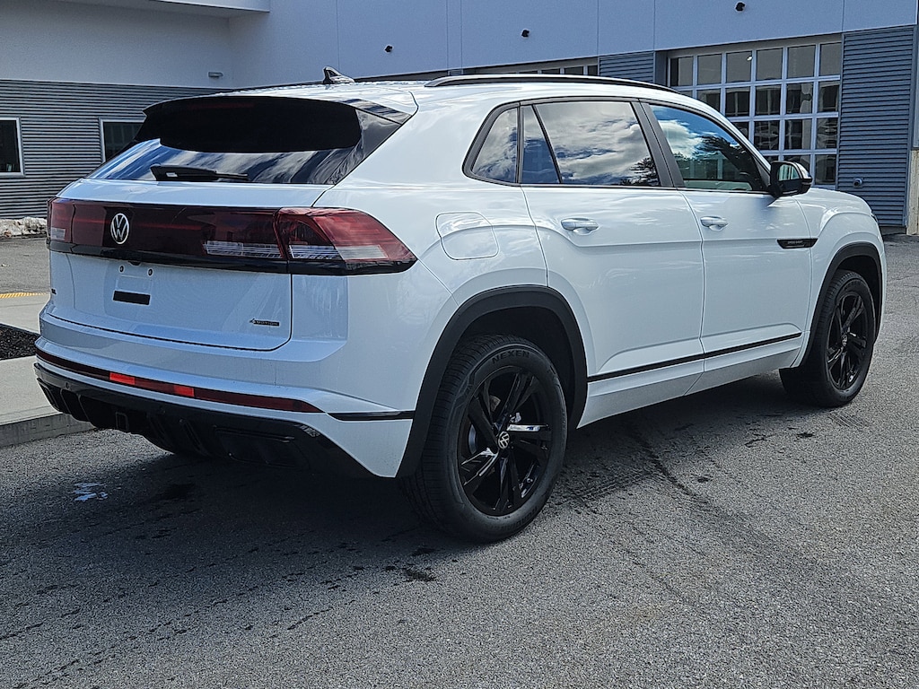 New 2026 Volkswagen Atlas Cross Sport SEL R-Line Black SUV