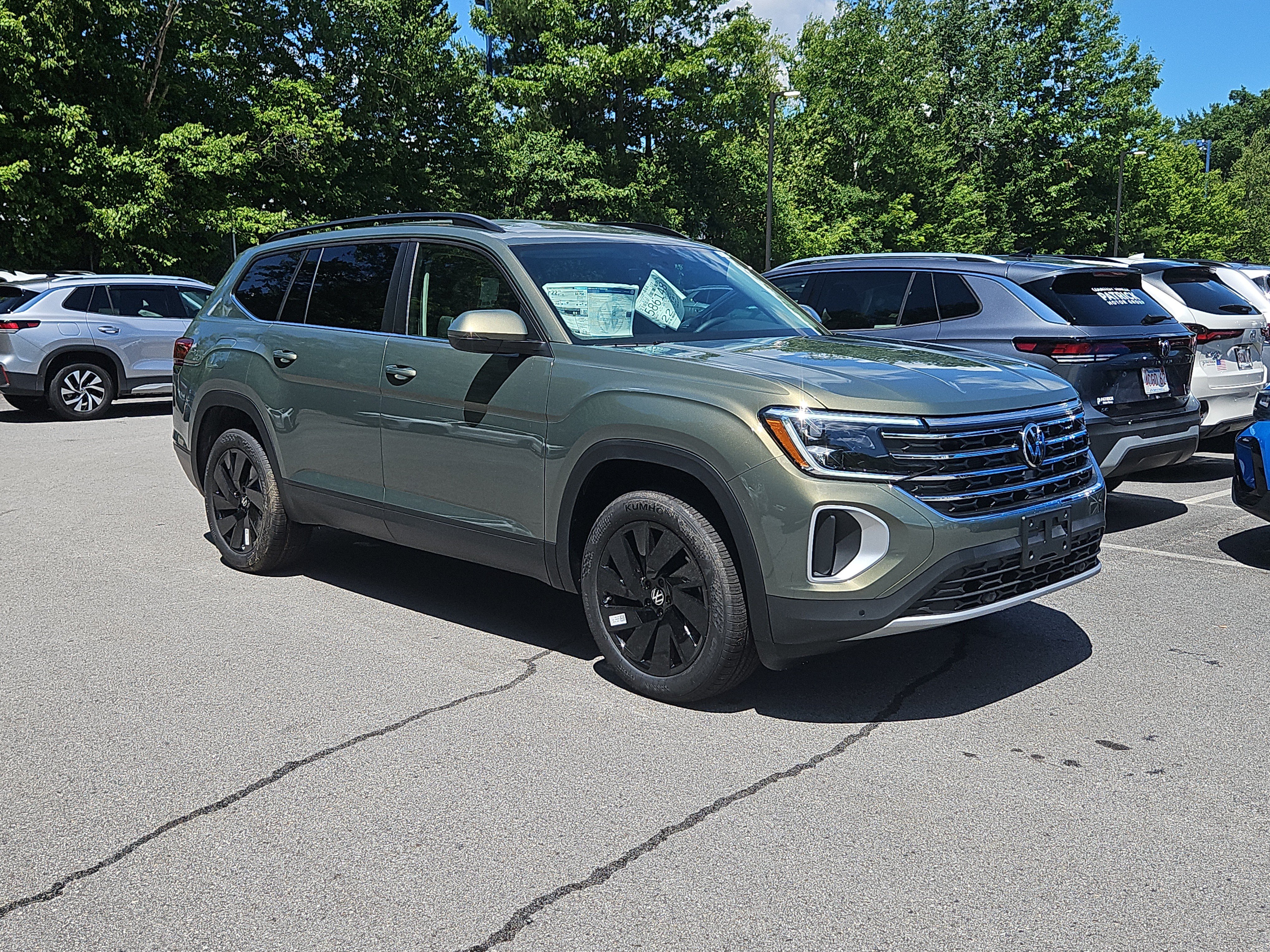 2026 Volkswagen Atlas SE w/Technology SUV
