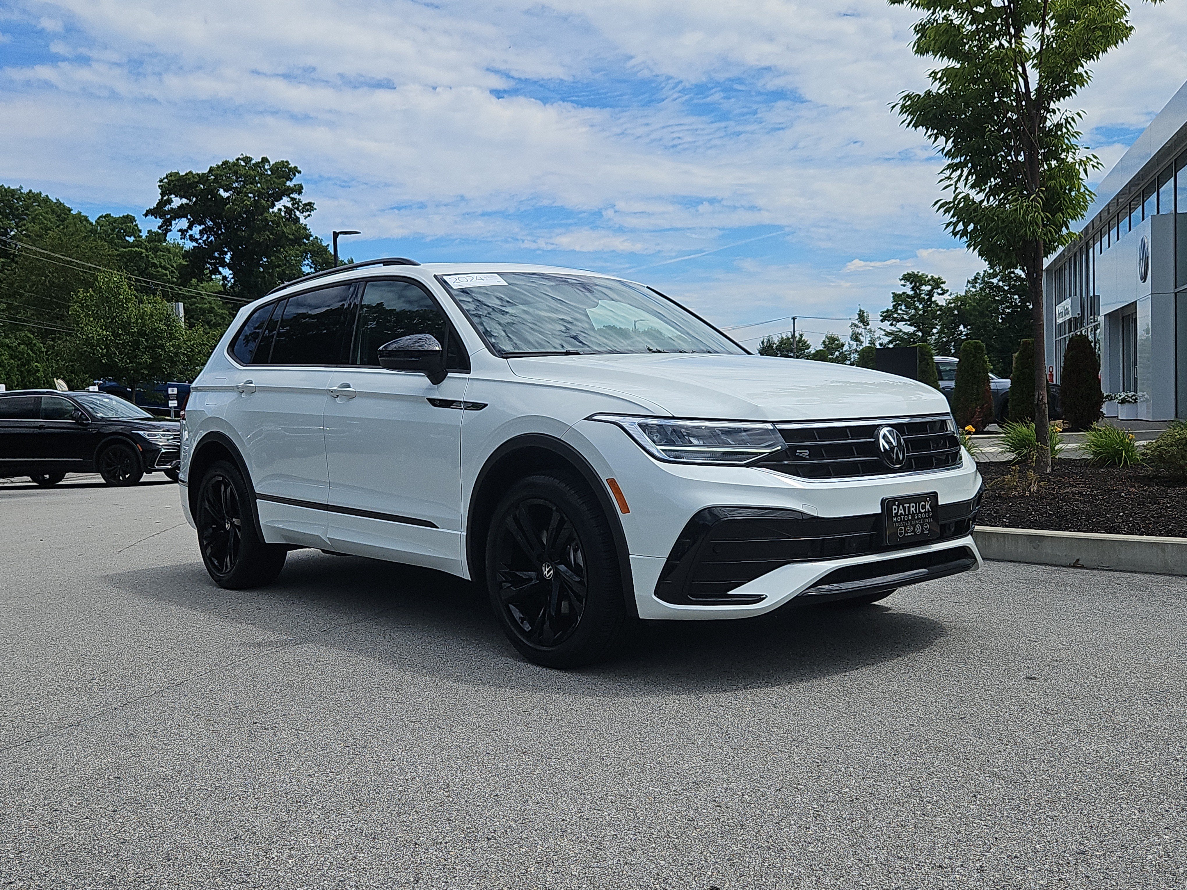 Certified 2024 Volkswagen Tiguan SE R-Line Black 2.0T SE R-Line Black 4MOTION