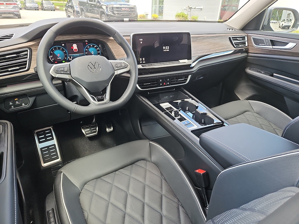 New 2026 Volkswagen Atlas SEL Premium R-Line SUV