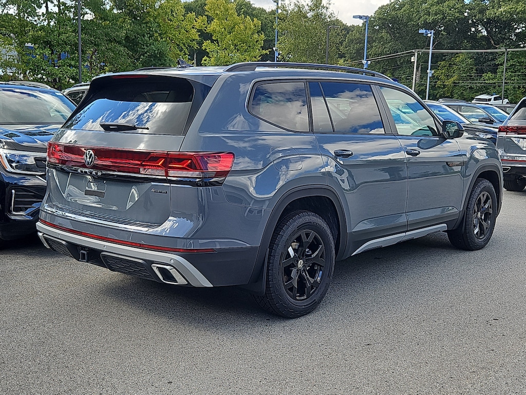 New 2026 Volkswagen Atlas Peak Edition SUV