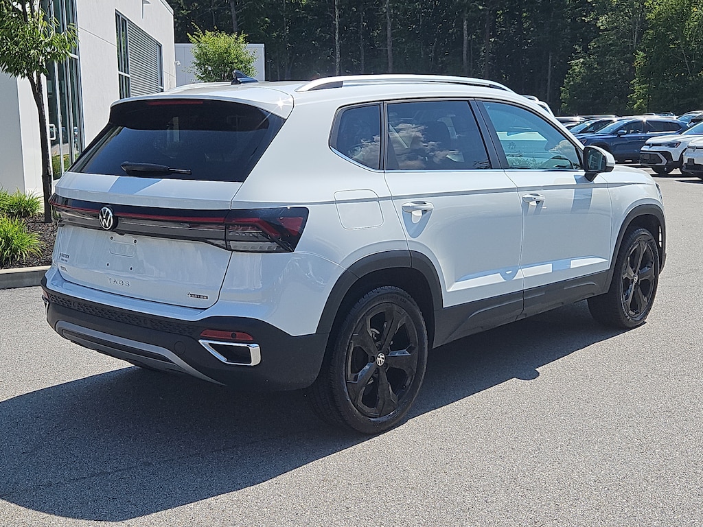 Used 2025 Volkswagen Taos SEL SUV