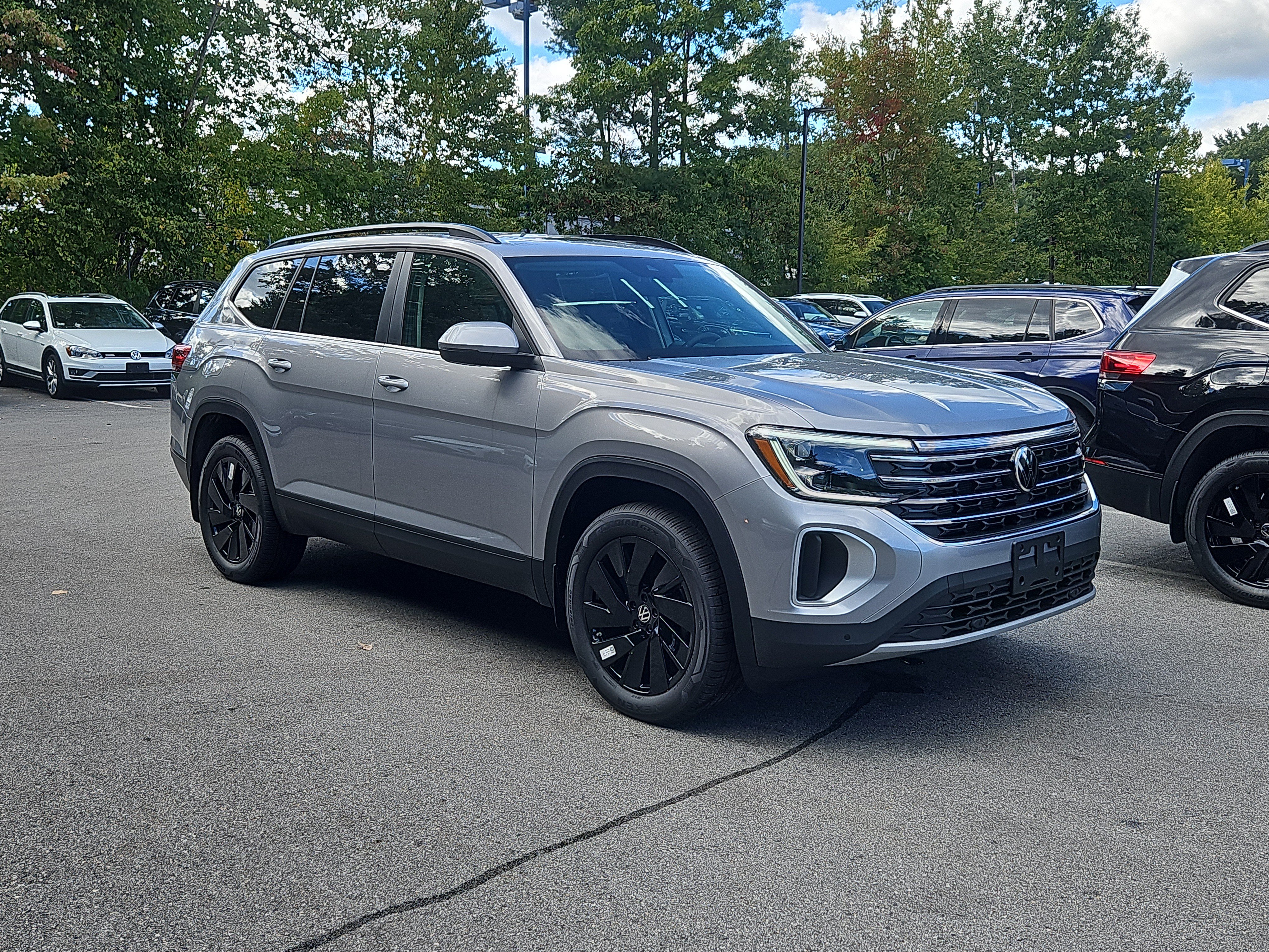 2026 Volkswagen Atlas SE w/Technology SUV