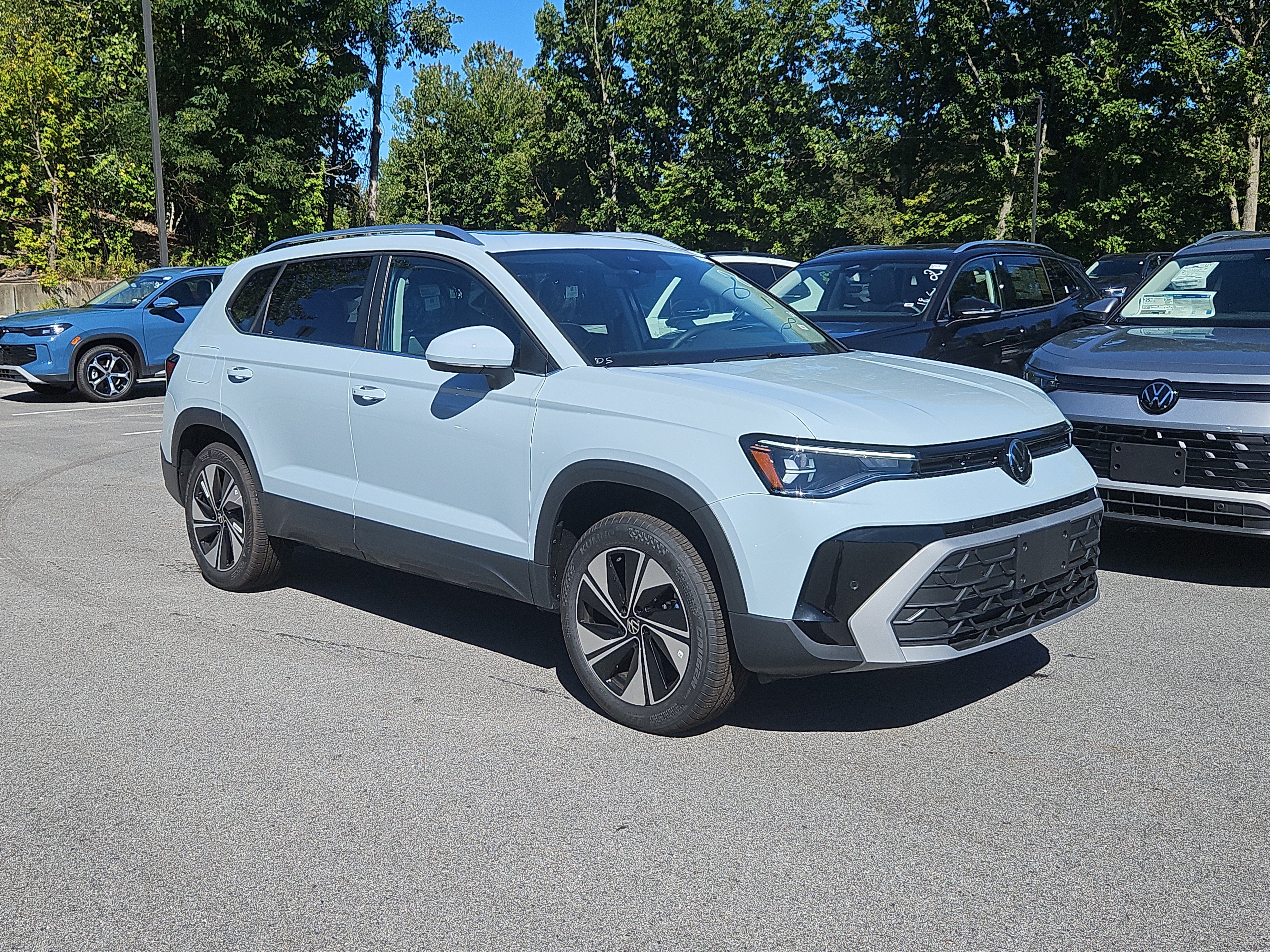 2026 Volkswagen Taos 1.5T SE SUV